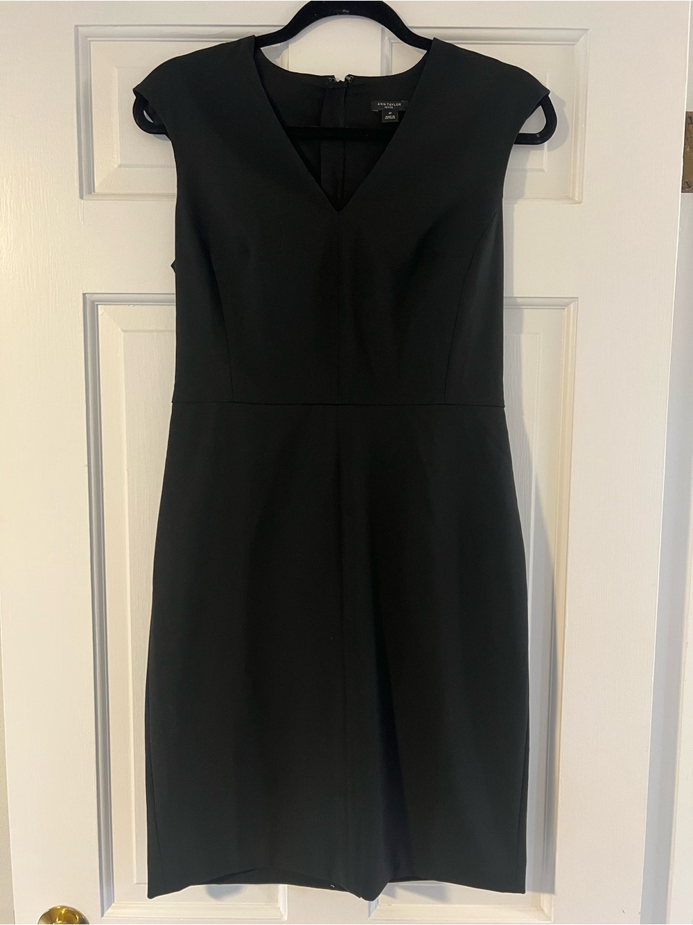 Ann Taylor Black Cap-Sleeve V-Neck Sheath Dress